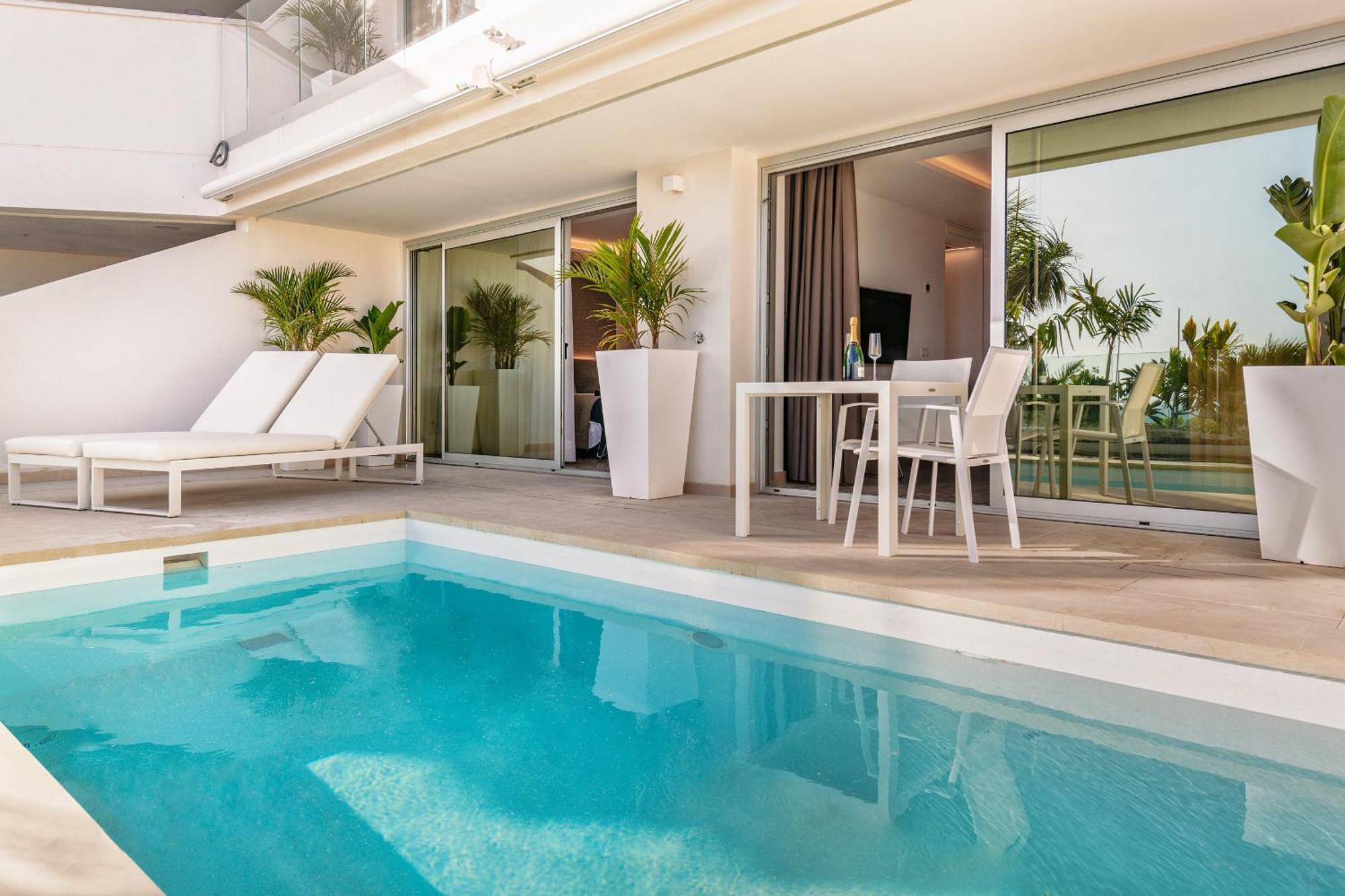 Grand Horizon Luxury Boutique Apartments 푸에르토리코 외부 사진